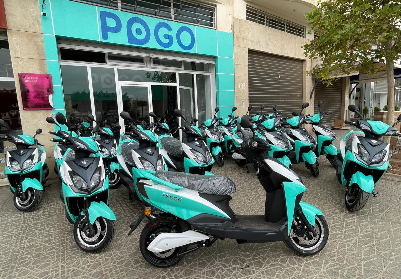 location rent renting scooters motos Agence POGO Fès — flotte de motos électriques
